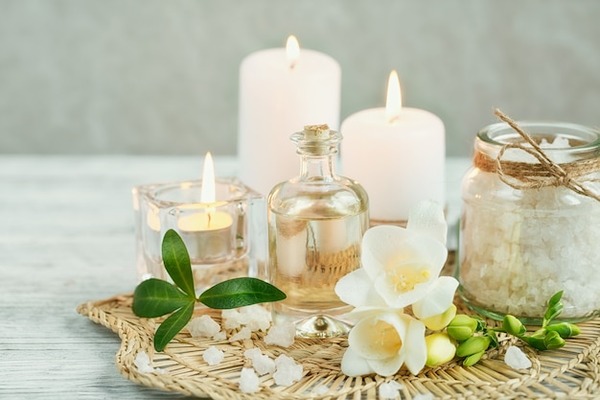 Candles & Waxes